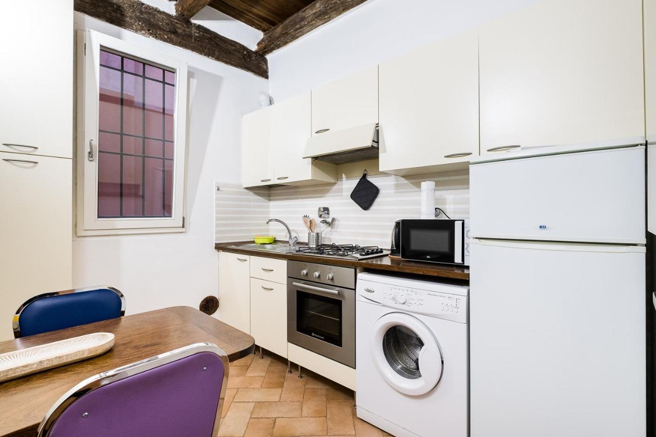 Cozy Central Apartment By Wonderful Italy 볼로냐 외부 사진